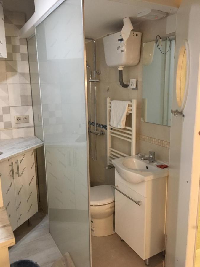 Acogedor Estudio Camarote En El Centro De Madrid Apartment ภายนอก รูปภาพ