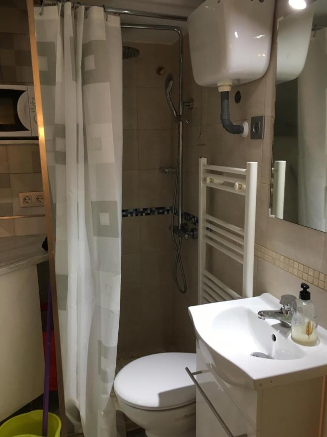 Acogedor Estudio Camarote En El Centro De Madrid Apartment ภายนอก รูปภาพ